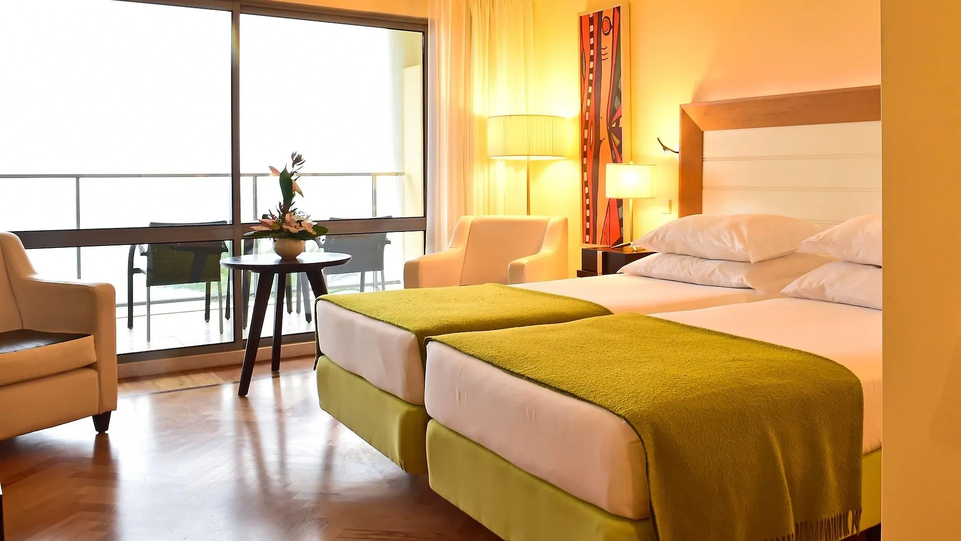 Pestana Promenade Ocean Resort Hotel Φουνκάλ