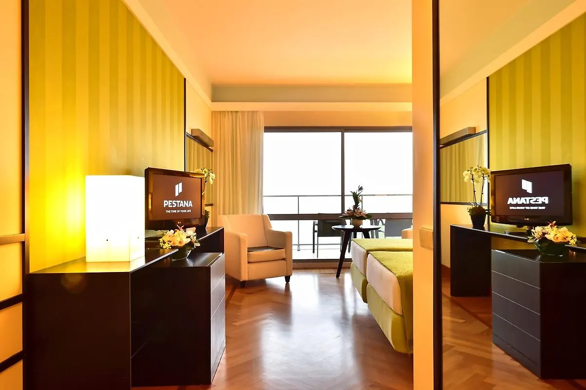 Pestana Promenade Ocean Resort Hotel Φουνκάλ