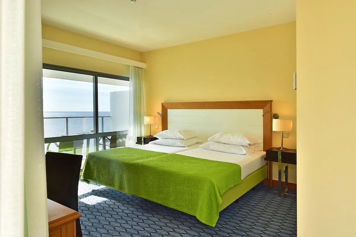 Pestana Promenade Ocean Resort Hotel Φουνκάλ