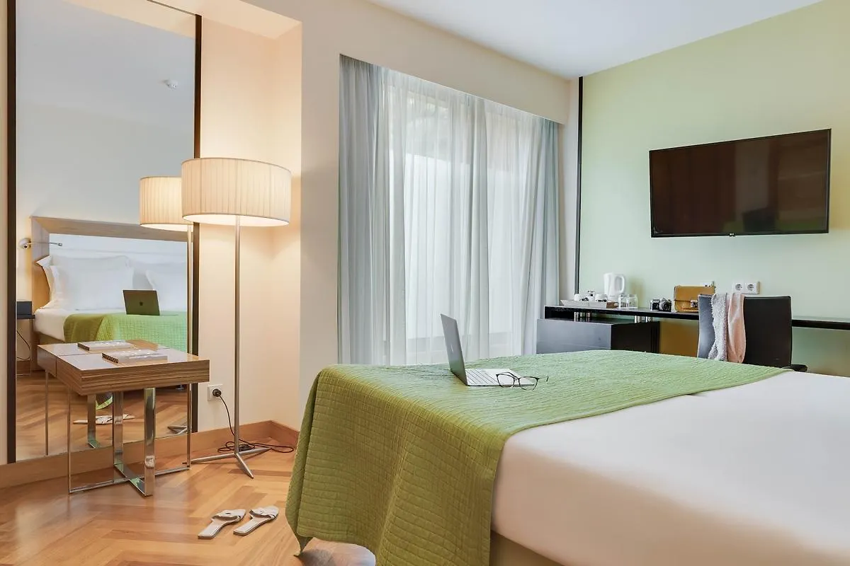 Pestana Promenade Ocean Resort Hotel Funchal  Funchal (Madeira)