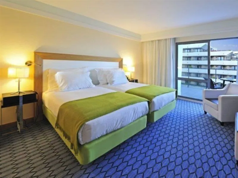 Pestana Promenade Ocean Resort Hotel Funchal  4*, Funchal (Madeira)