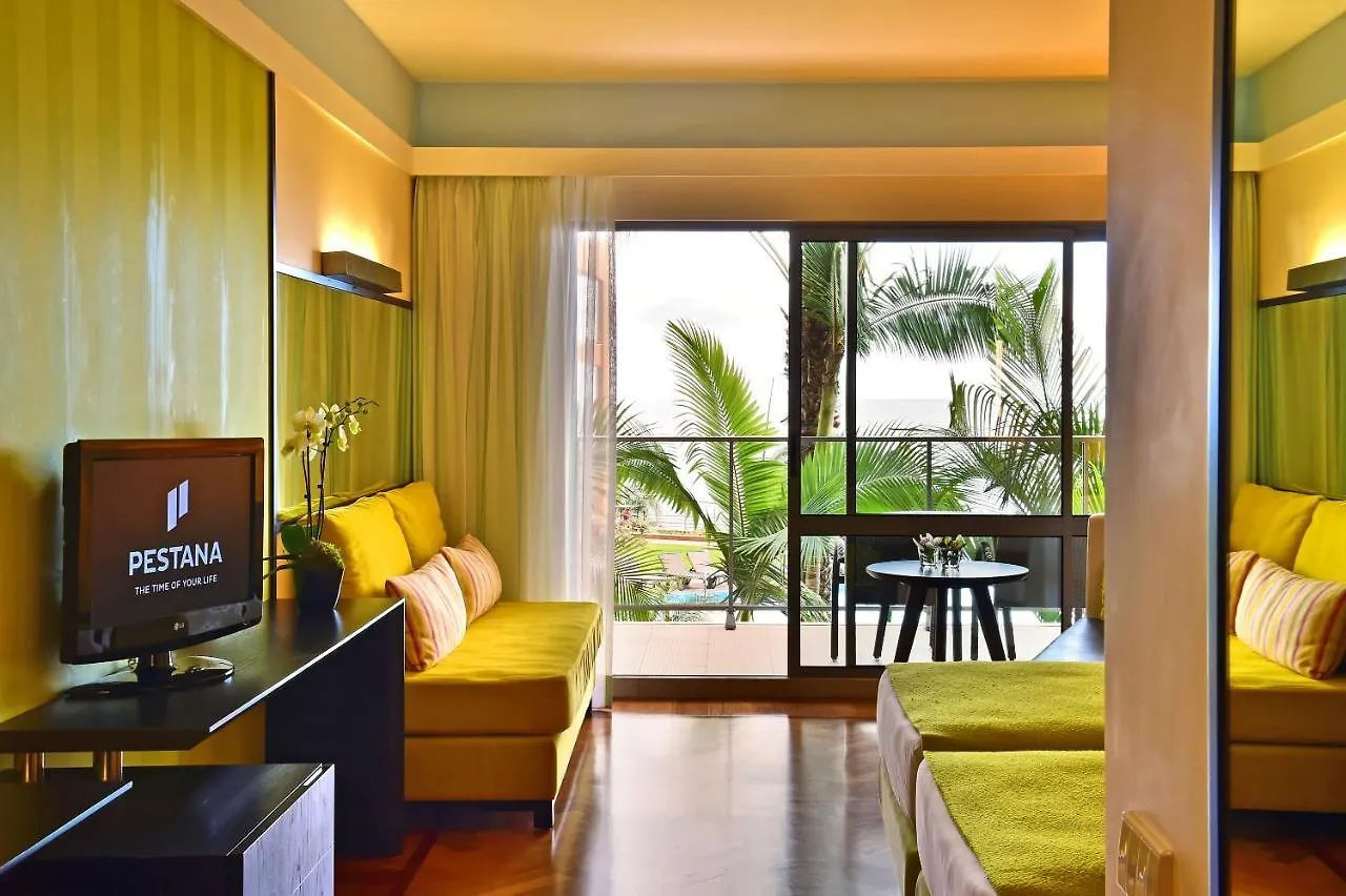 Pestana Promenade Ocean Resort Hotel Φουνκάλ