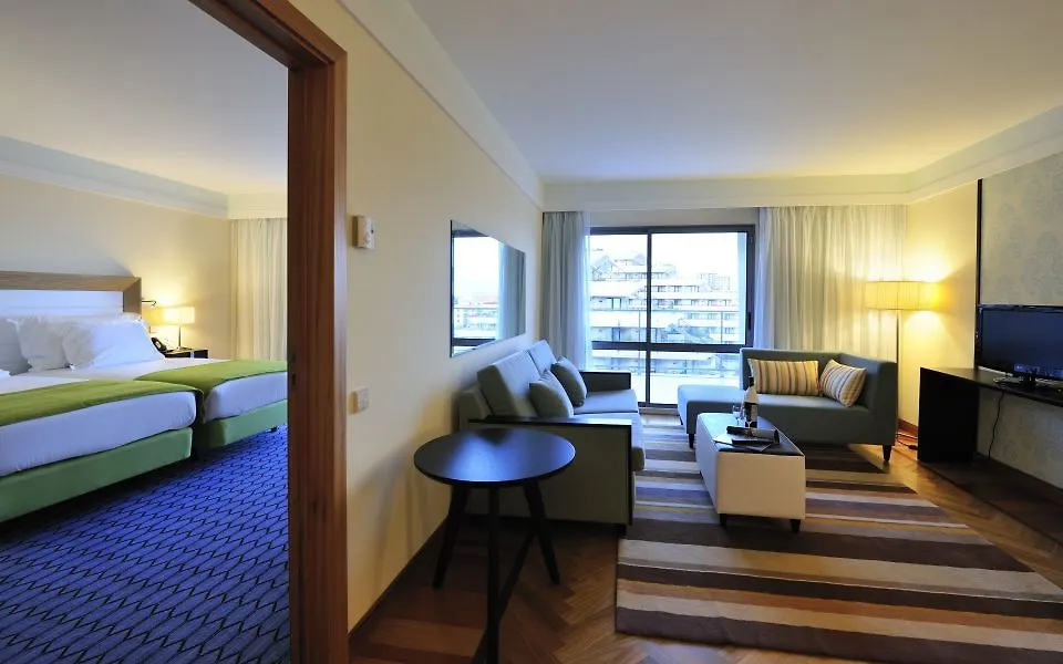 Pestana Promenade Ocean Resort Hotel Funchal  4*, Funchal (Madeira)